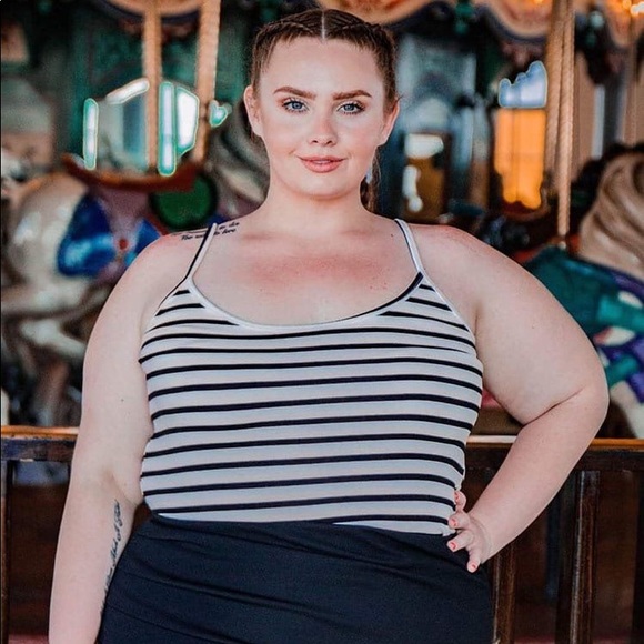 Forever 21 Tops - NWOT Forever 21+ Multicolor Striped Cami